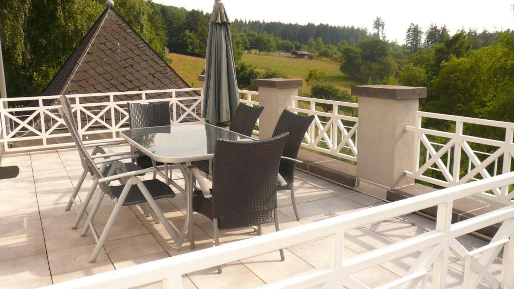 Waldhotel Forsthaus Remstecken Koblenz  Oda fotoğraf