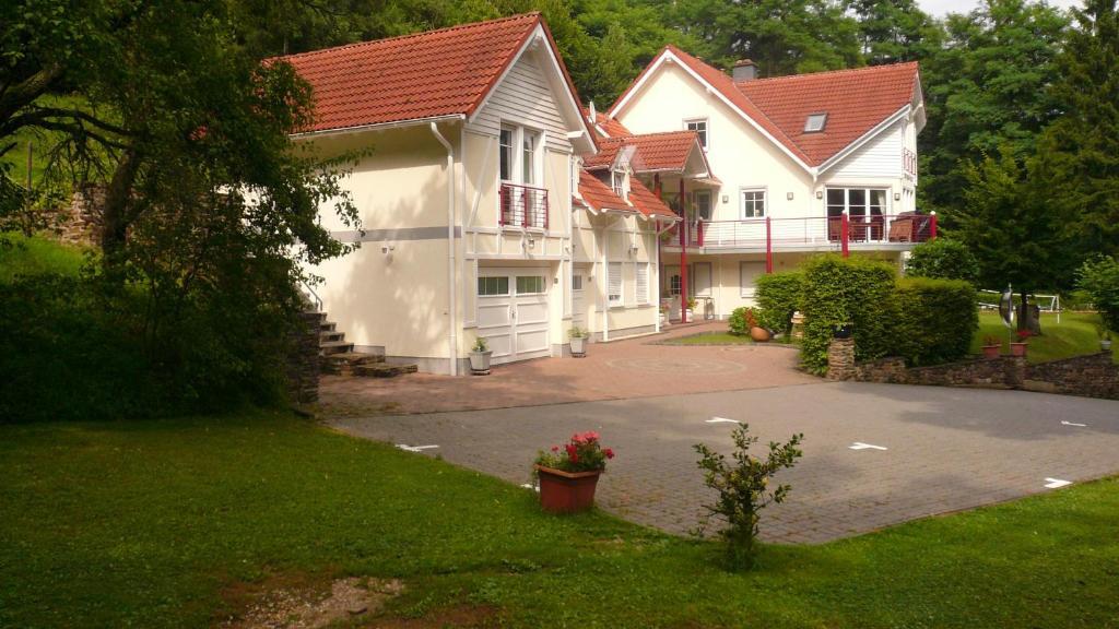 Waldhotel Forsthaus Remstecken Koblenz  Oda fotoğraf