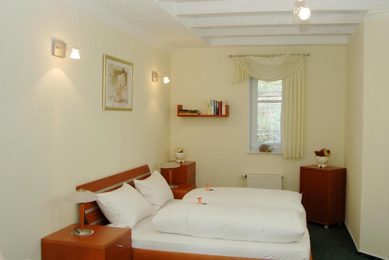 Waldhotel Forsthaus Remstecken Koblenz  Oda fotoğraf